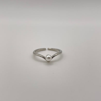 Schlichte Eleganz - Perlenring